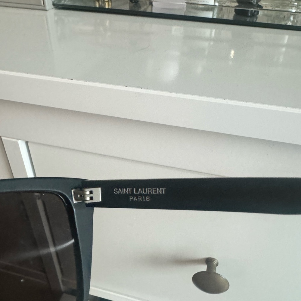 Saint Laurent Sunglasses - Picture 3 of 4